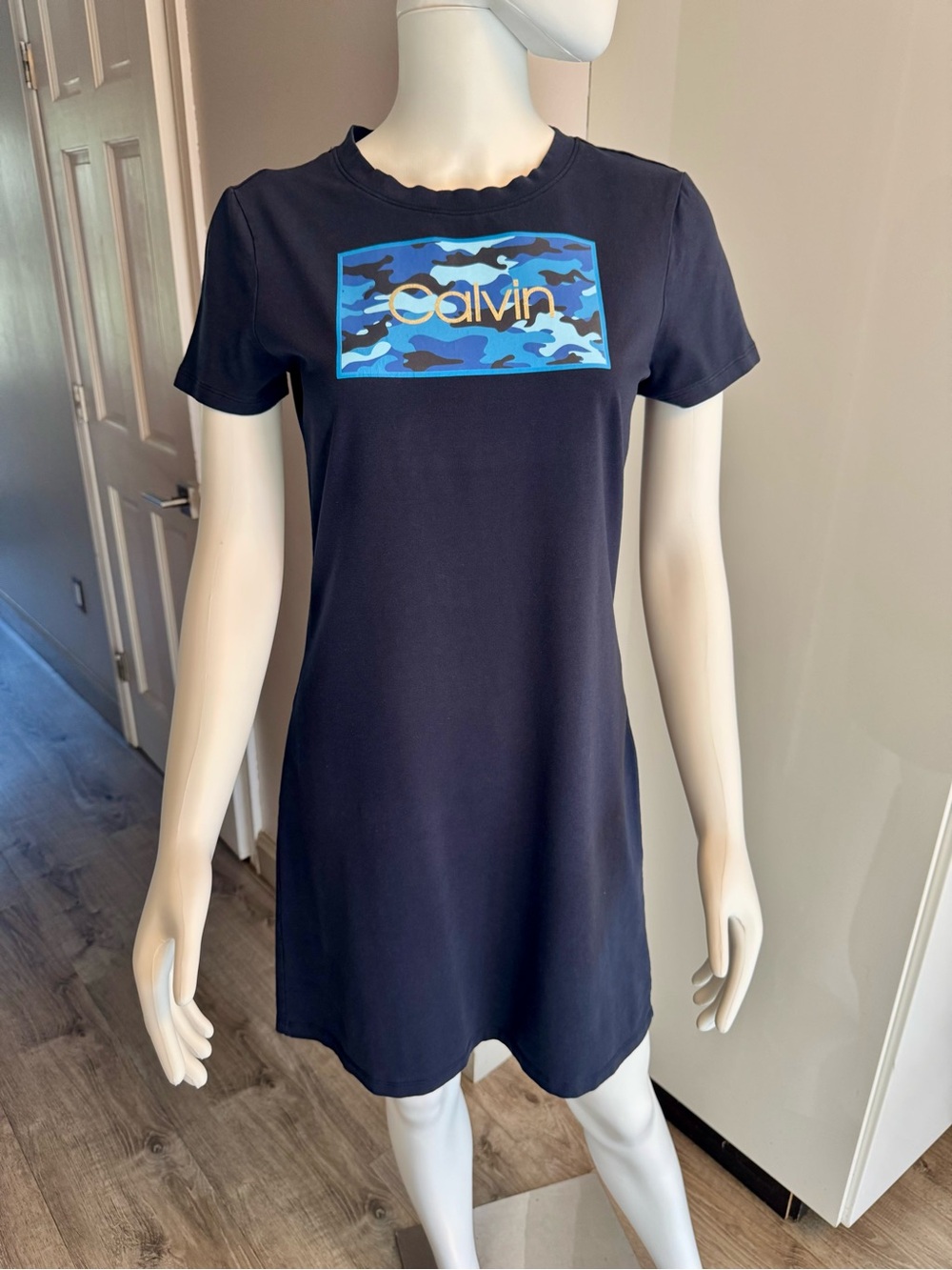 Calvin Klein Navy T-Shirt Dress with Blue Camo Logo size Small